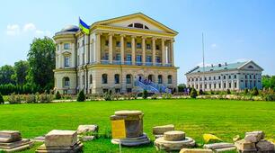 Презентація "Класицизм в архітектурі України".