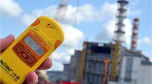 Узагальнення теоретичних знань з теми "Йонізаційна дія радіоактивного випромінювання. Природний радіоактивний фон. Дозиметри"
