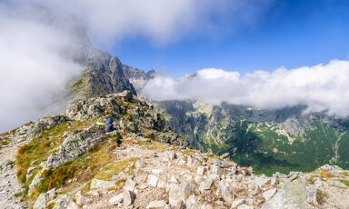 VEĽKÁ SVIŠŤOVKA » Túra cez Skalnaté pleso | Turisticky.sk