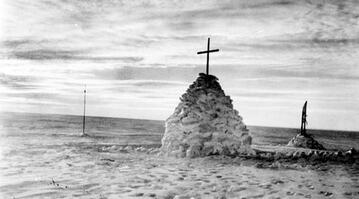 Mogila_Roberta_Skotta.jpg | Журнал "Чайка"