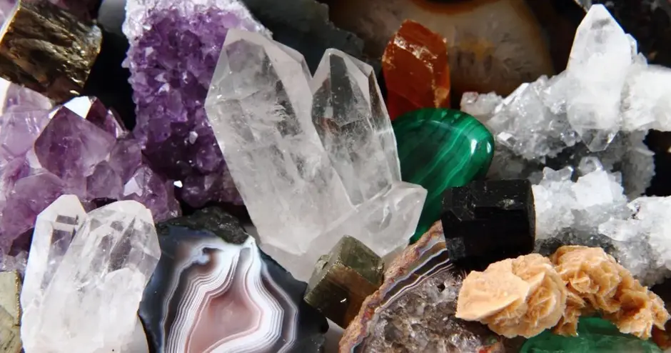 0600a7q1-0538-940x494.webp
