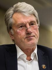 https://upload.wikimedia.org/wikipedia/commons/6/67/Viktor_Yushchenko_by_Tasnimnews_01_%28cropped%29.jpg