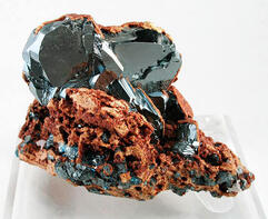 0600d0zk-63f3-241x197.jpg
