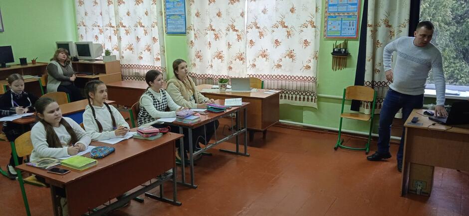 0600e8ri-3efe-940x434.jpg