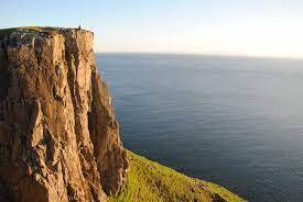 CLIFF definition and meaning | Collins English Dictionary