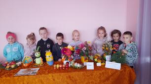 Осінній вернісаж - виставка композицій.