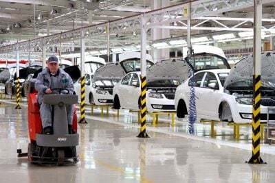 Виробництво автотранспорту в Україні за 11 місяців скоротилося на 29% | УНІАН