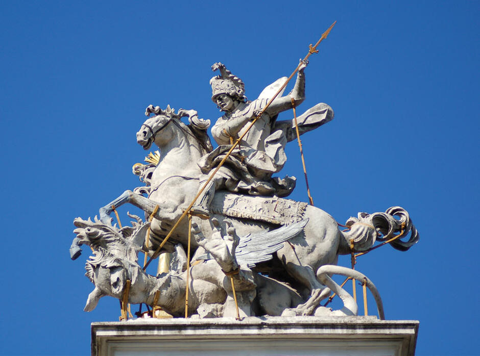 0600tu0a-8019-940x698.jpg
