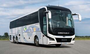 Coach hire and Bus rental in Milan - Airport Transfer and Full day Tour!