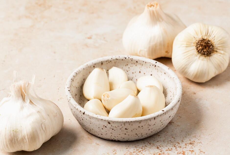 How to Peel Garlic