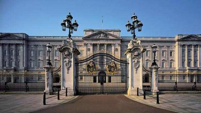 Buckingham Palace tours and tickets in London - Historic Site & House - visitlondon.com