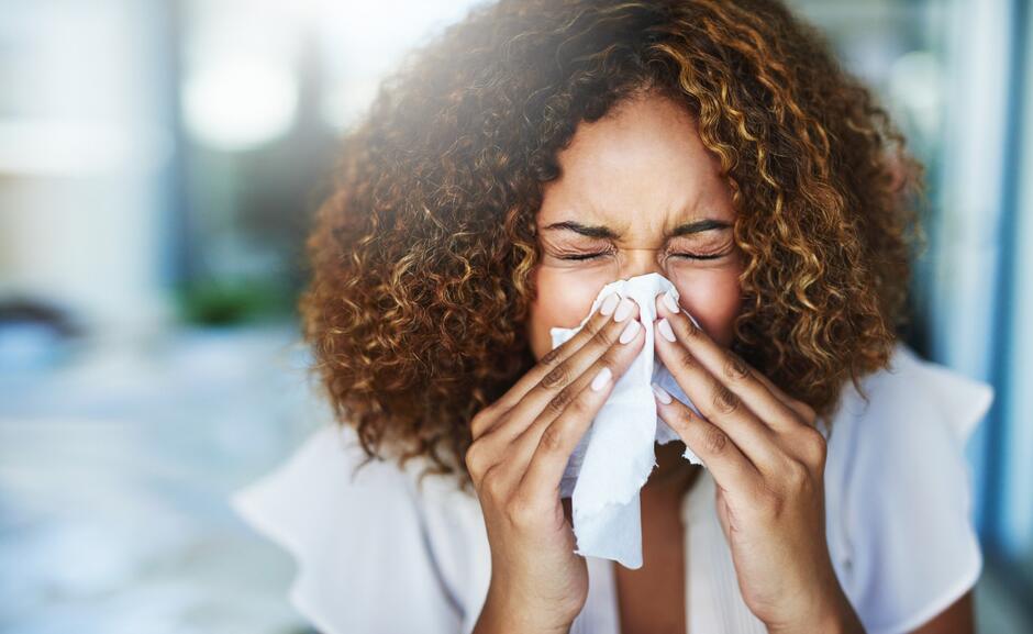 Self: Here's How to Stop a Runny Nose as Quickly as Possible, According to Doctors