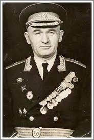 1907 - народився Петро Григоренко, дисидент