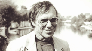 Презентація на тему: "Роберт Шеклі (1928–2005). «Запах думок».