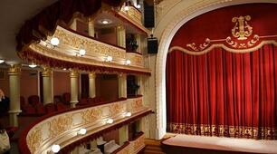 Презентація "Принципи реалізму і народності «театру корифеїв»: (М. Кропивницький, М. Старицький, І. Карпенко-Карий, П. Саксаганський, М. Садовський, М. Заньковецька)"