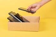 У школах, де заборонені телефони, учні отримують кращі оцінки в Атестаті