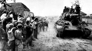 Бойові дії Червоної армії у 1942-­1944 рр. в Україні.