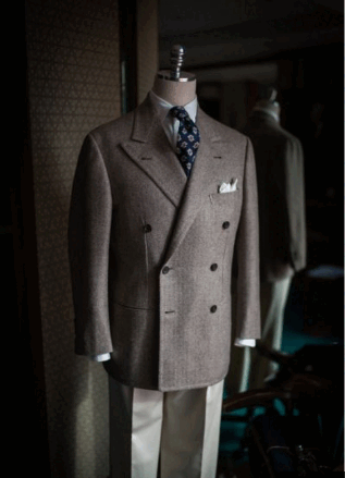 0601rues-189e-317x439.png