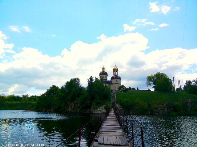 0601up7x-ceeb-640x480.jpg