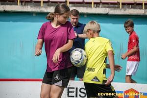 0601y1do-2de7-300x200.jpg