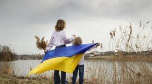 Презентація на тему : "Що для мене означає бути українцем?"