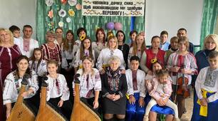 Виховний захід "Як є міцна сім’я й родина, Хай згинуть зло, війна, тривога, Щоб дочекались батька, маму, чоловіка, дочку, сина… Щоб якнайшвидше ми здобули ПЕРЕМОГУ!"