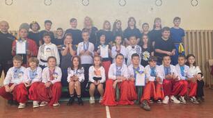 Виховний захід " Гей, нумо козаки!"