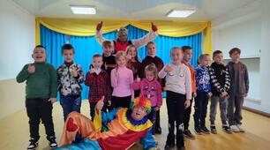 Радість - Всесвіту пружина!
