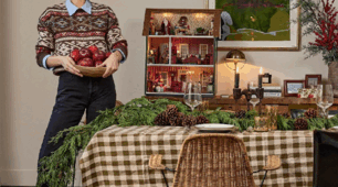 Воркбук - Inside Kendall Jenner’s Home at Christmas