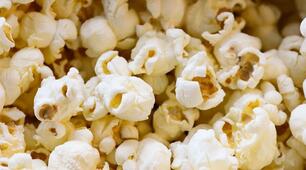 22 січня відзначається День попкорну (Popcorn Day). 