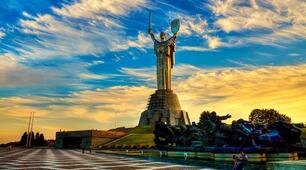 Права і свободи людини. Права людини: історичний екскурс. Класифікація прав людини та приклади. Свобода світогляду і віросповідання. Єдність прав і обов’язків.