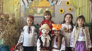 Інсценізація казки "Лисичка і Журавель ".